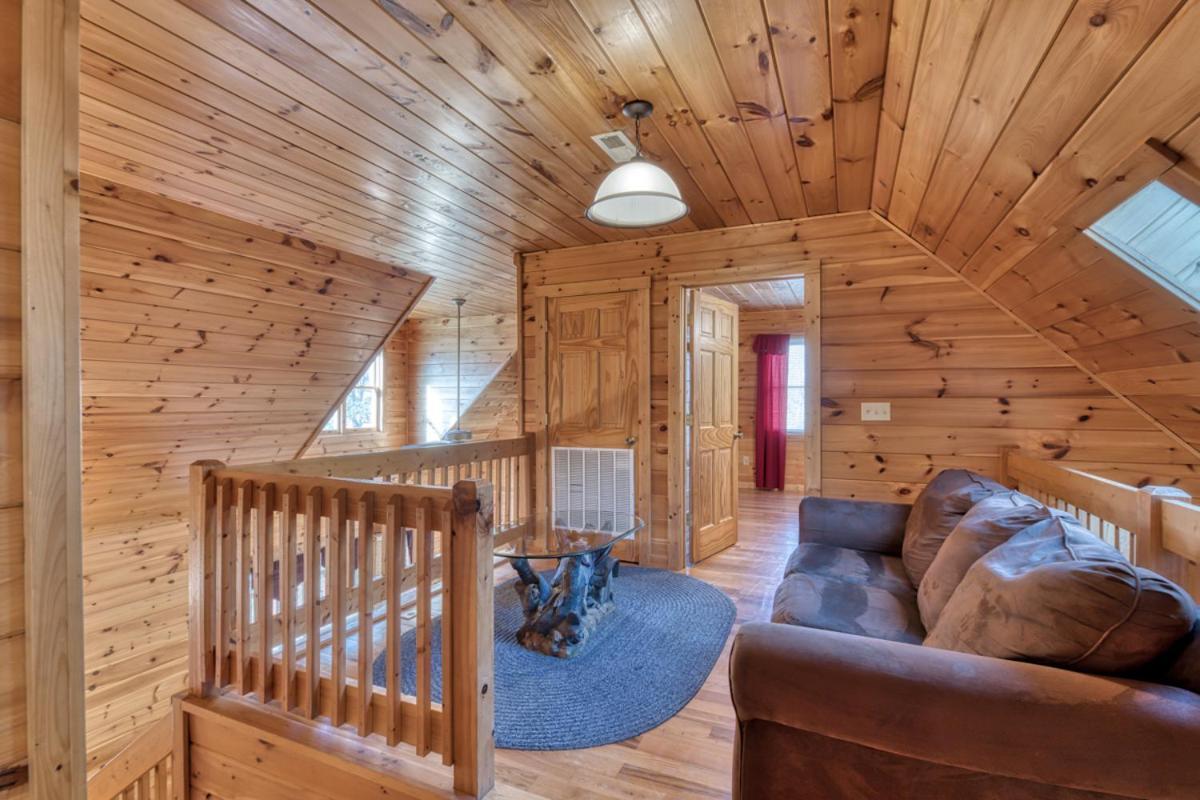 Cherokee Lodge Sevierville Bagian luar foto